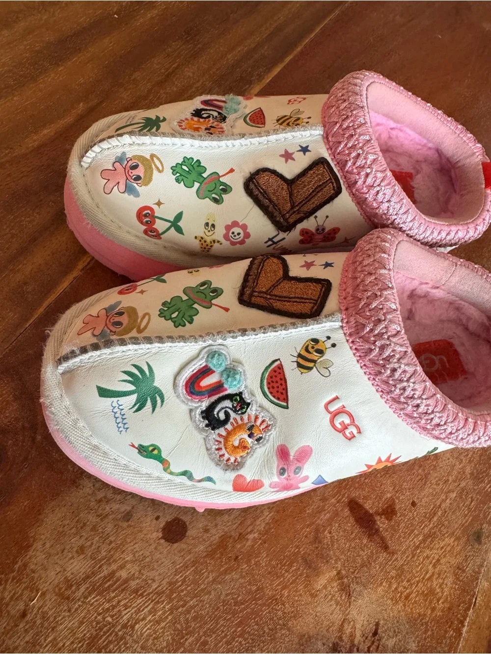 UGG Tazz pink Sketch shoes Humberto Cruz,‎ Size 13